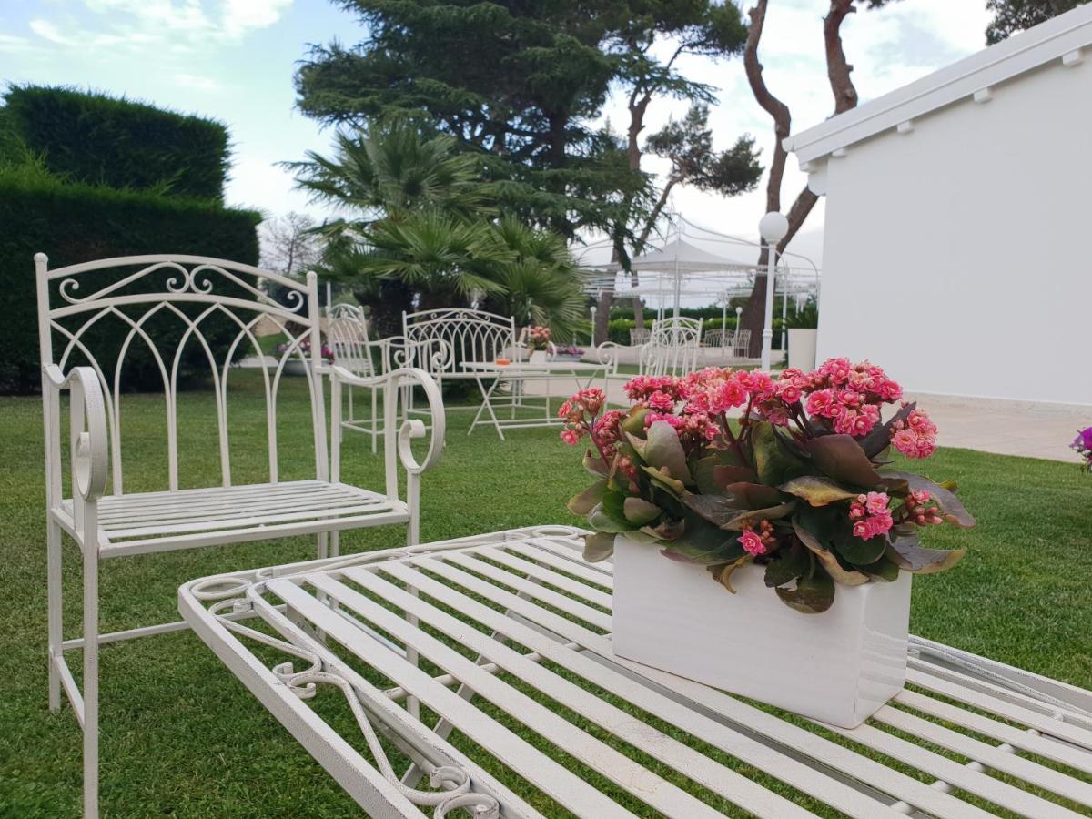 Villa Natia Mottola Exterior foto